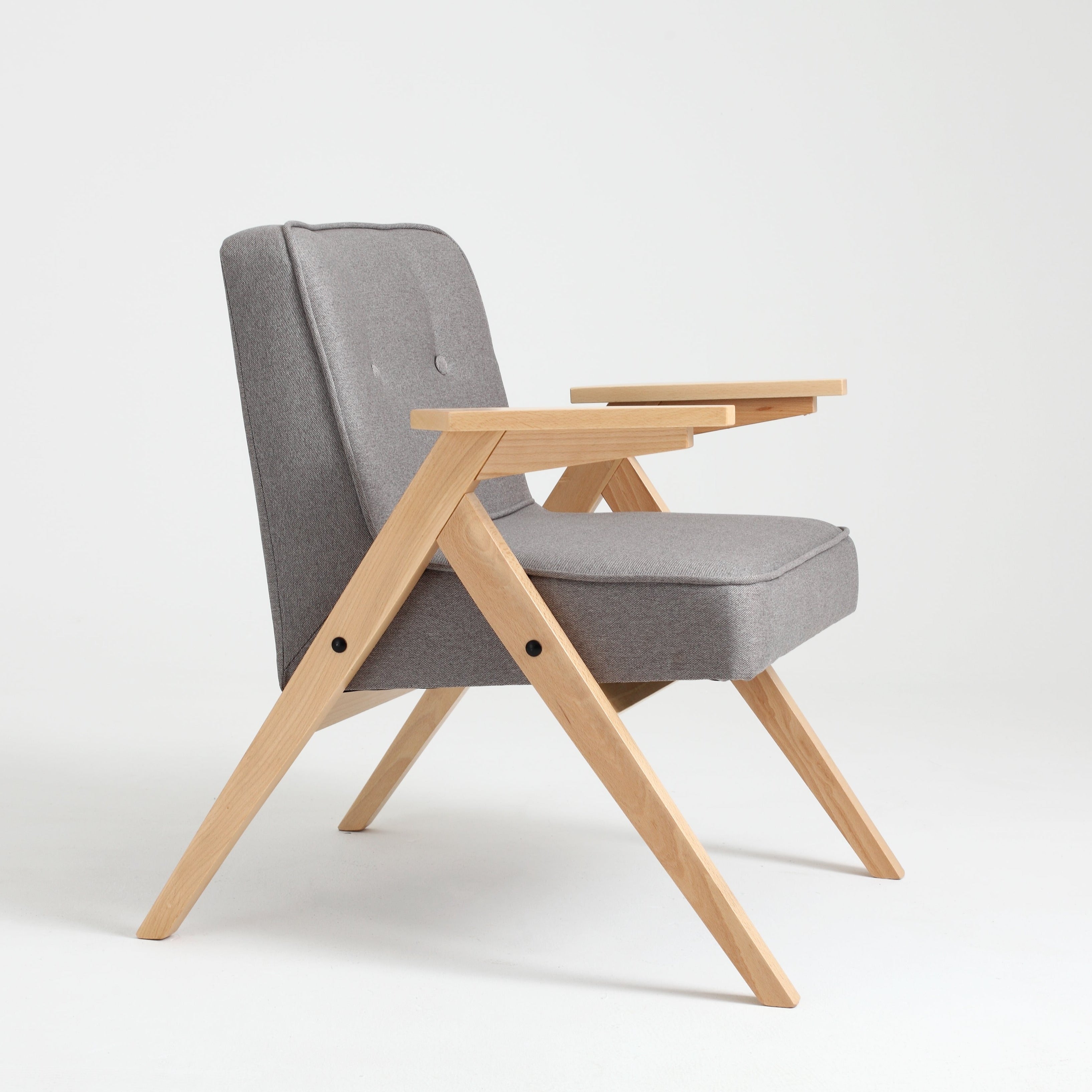 VINC Steel Armchair