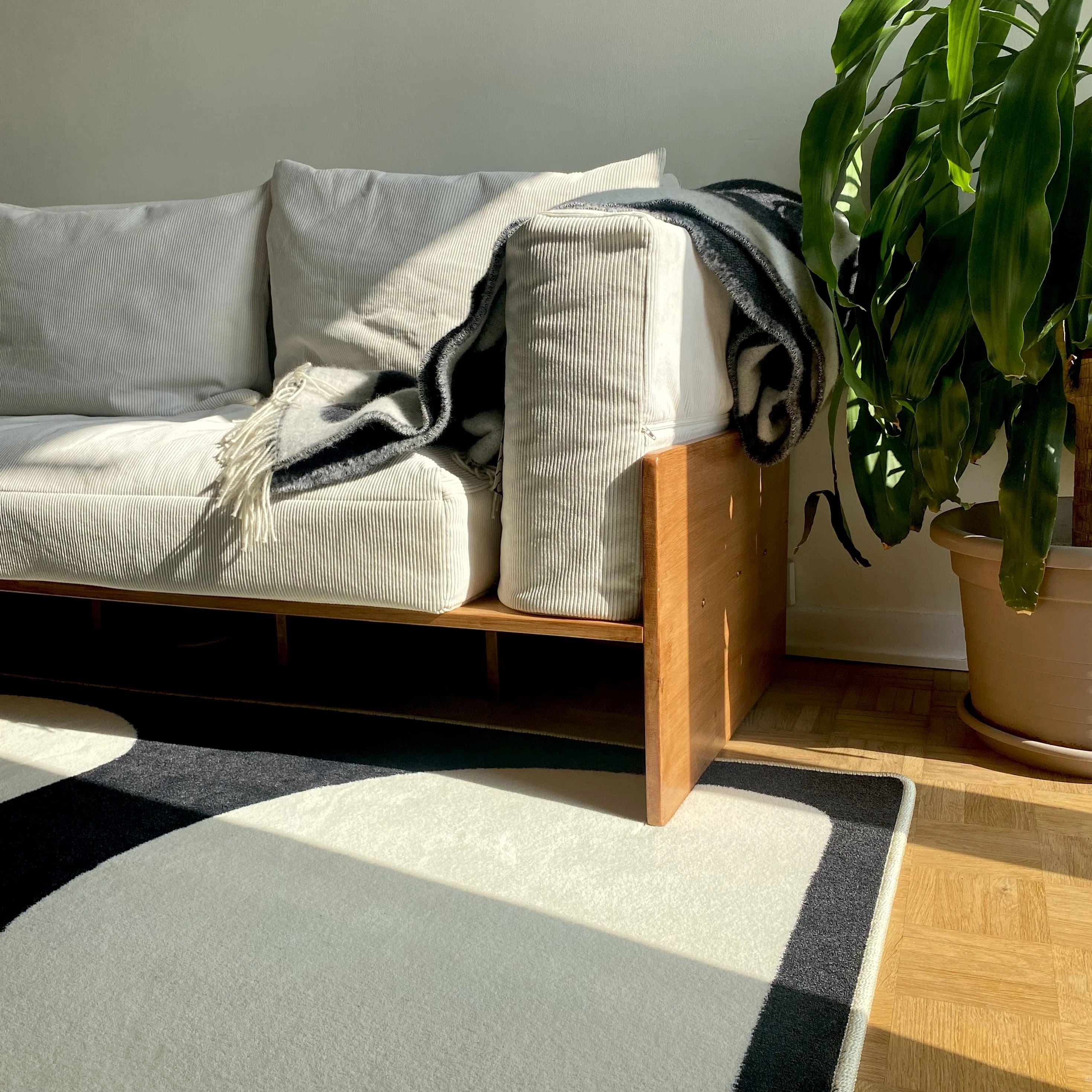 ARI Homemade Rug Living Room