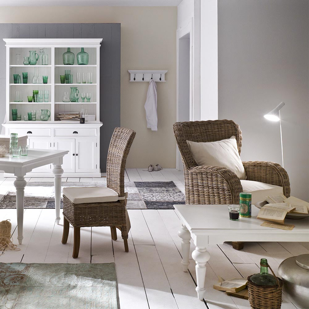 QUEEN Chair Interior