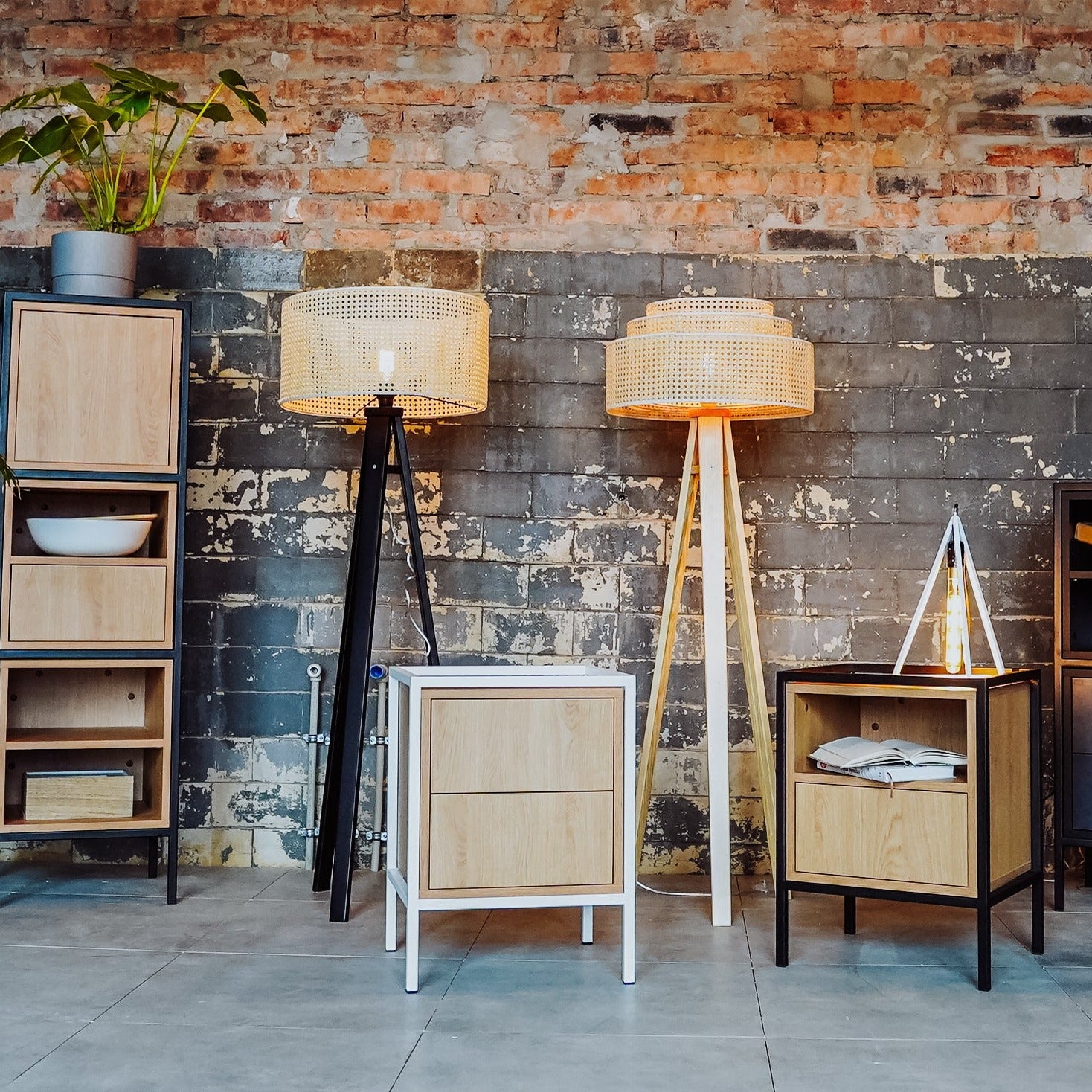 FLETE Floor Lamp 3R Interior