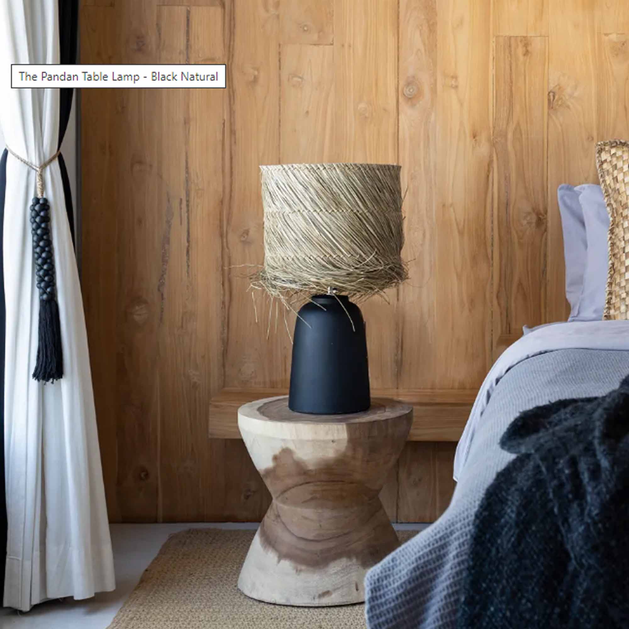 THE PANDAN Table Lamp Black Natural