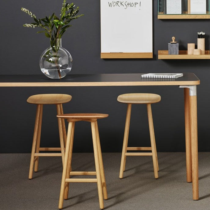 SHELL Stool 70T interior view