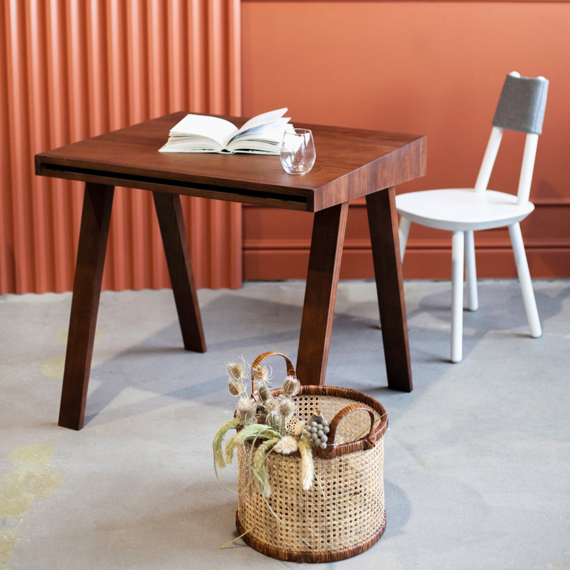 4.9 Desk brown ash interior view