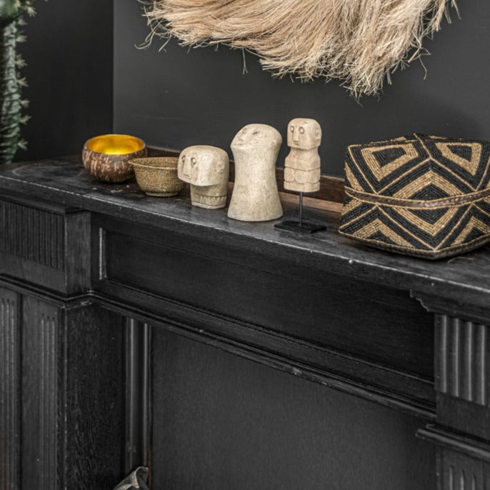 THE SUMBA On Stand interior side view