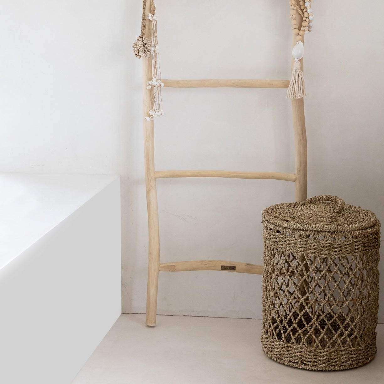 THE LAUNDRY Baskets Natural Fiber interior view