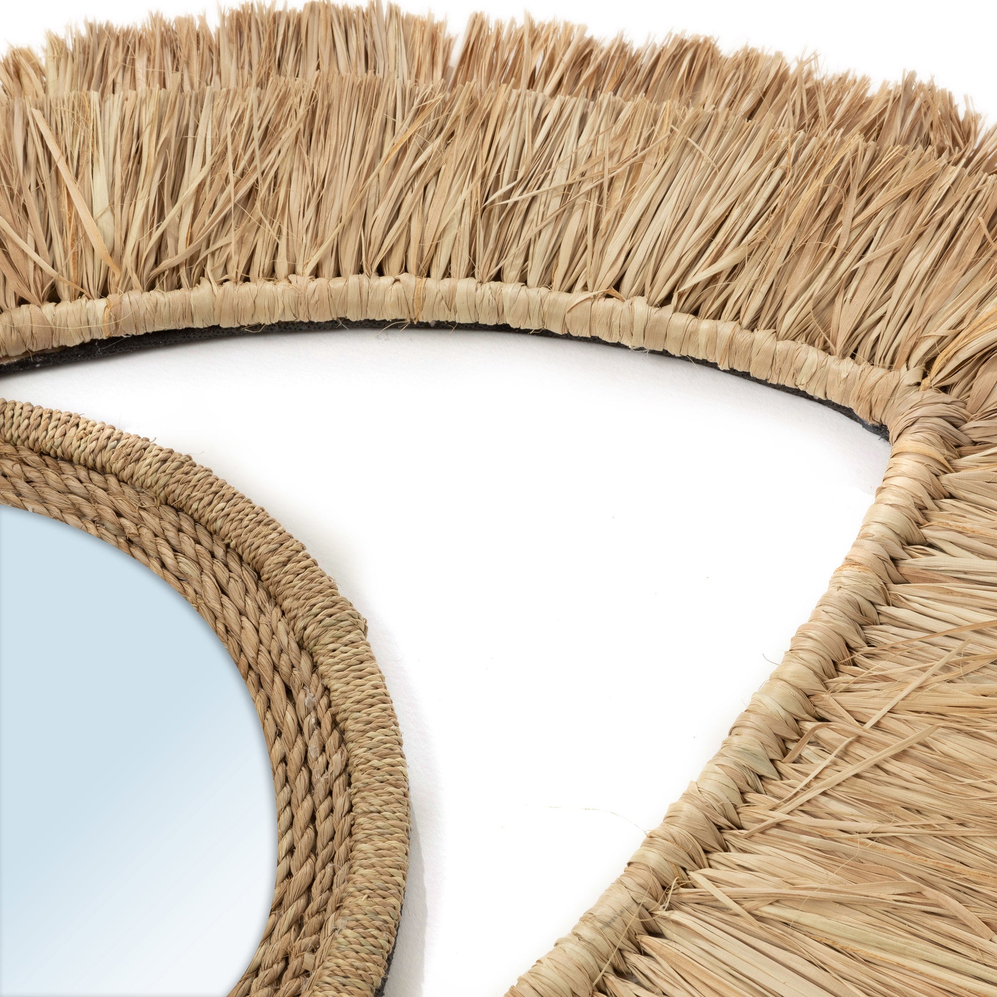 THE RAFFIA EYE Mirror detail