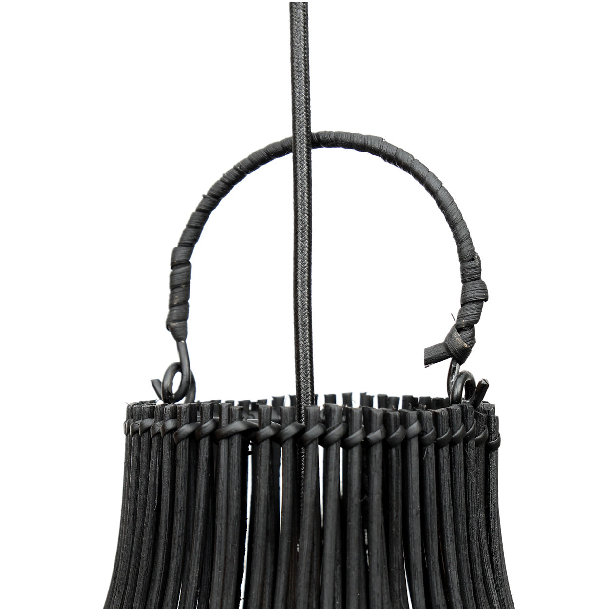 THE LOBSTER TRAP Pendant Black top detail view