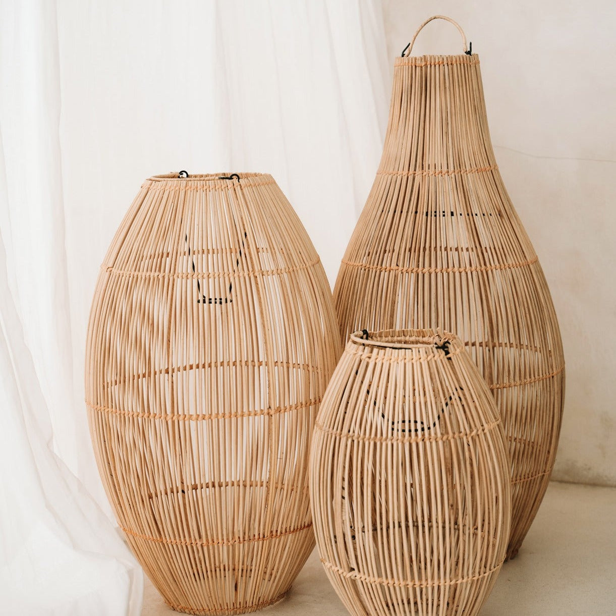 THE ZURI Pendant Natural set interior view