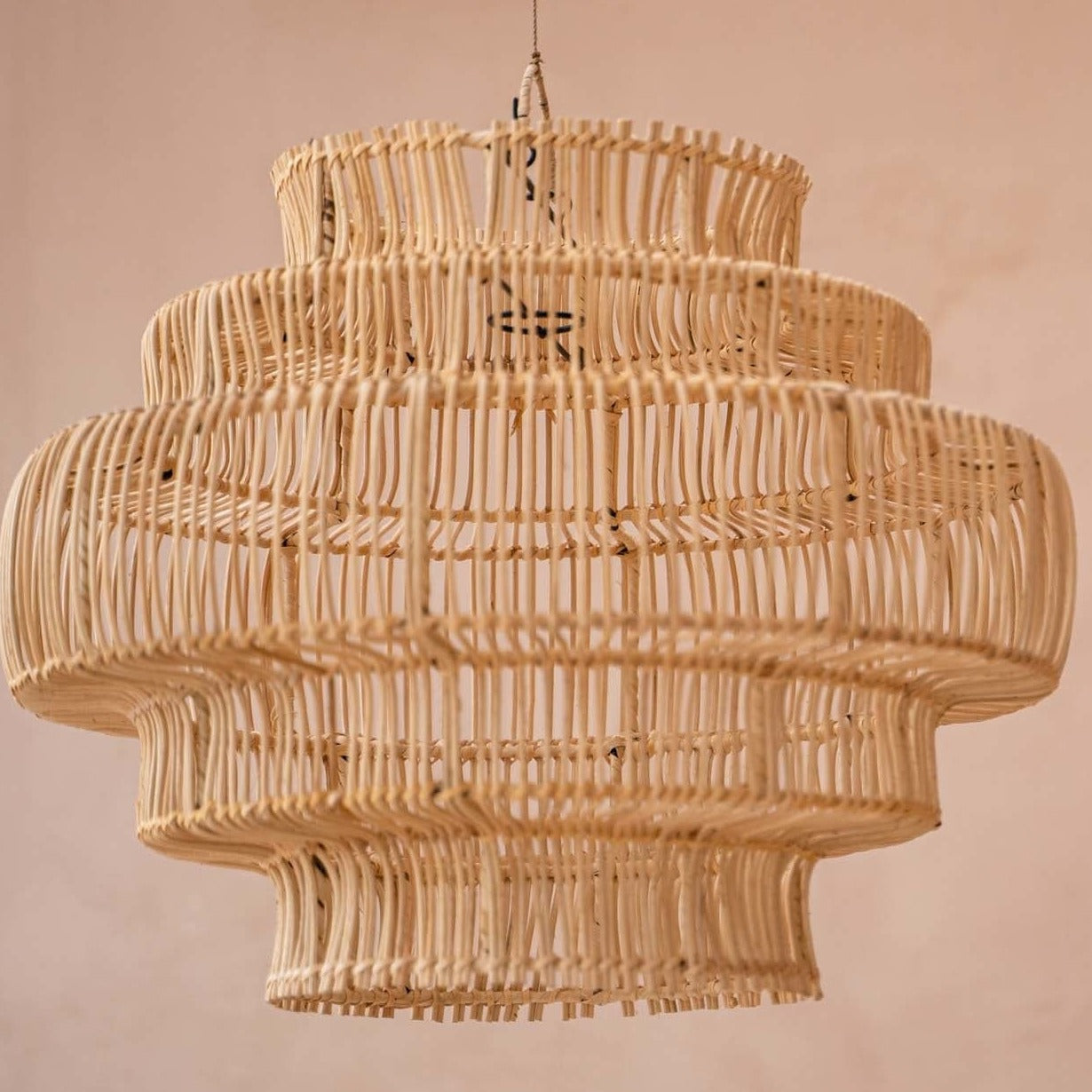 THE MON SIEUR Pendant Natural front interior view