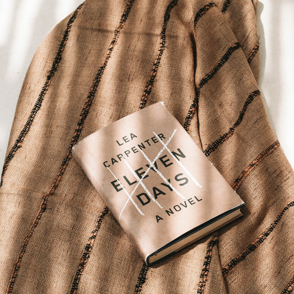 THE S'IL VOUS Plaid Beige-Black interior top view