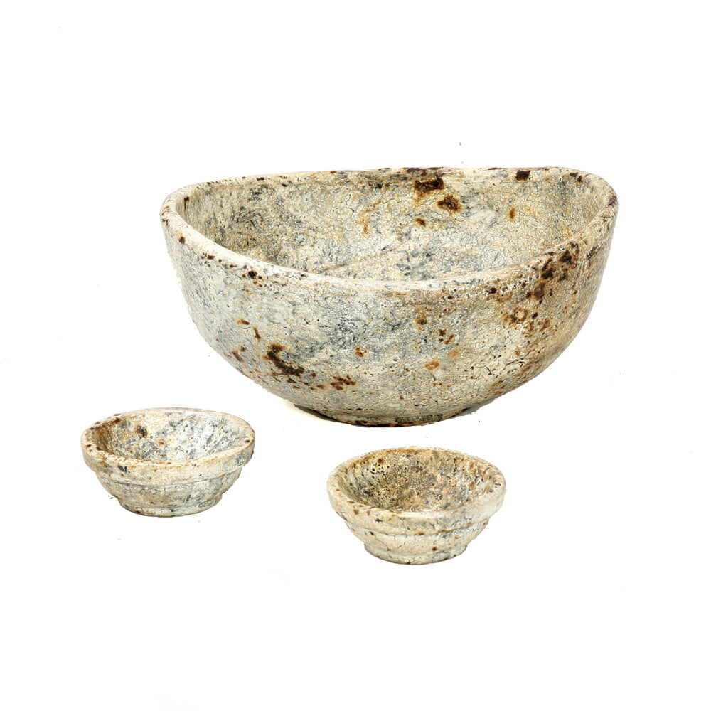 THE BURNED CURVED Bowls front view antique colour
