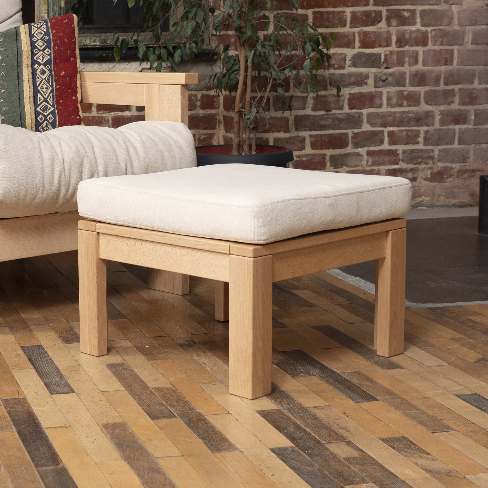 MEXICO Table Pouffe- Beech Wood cream colour-front view-interior