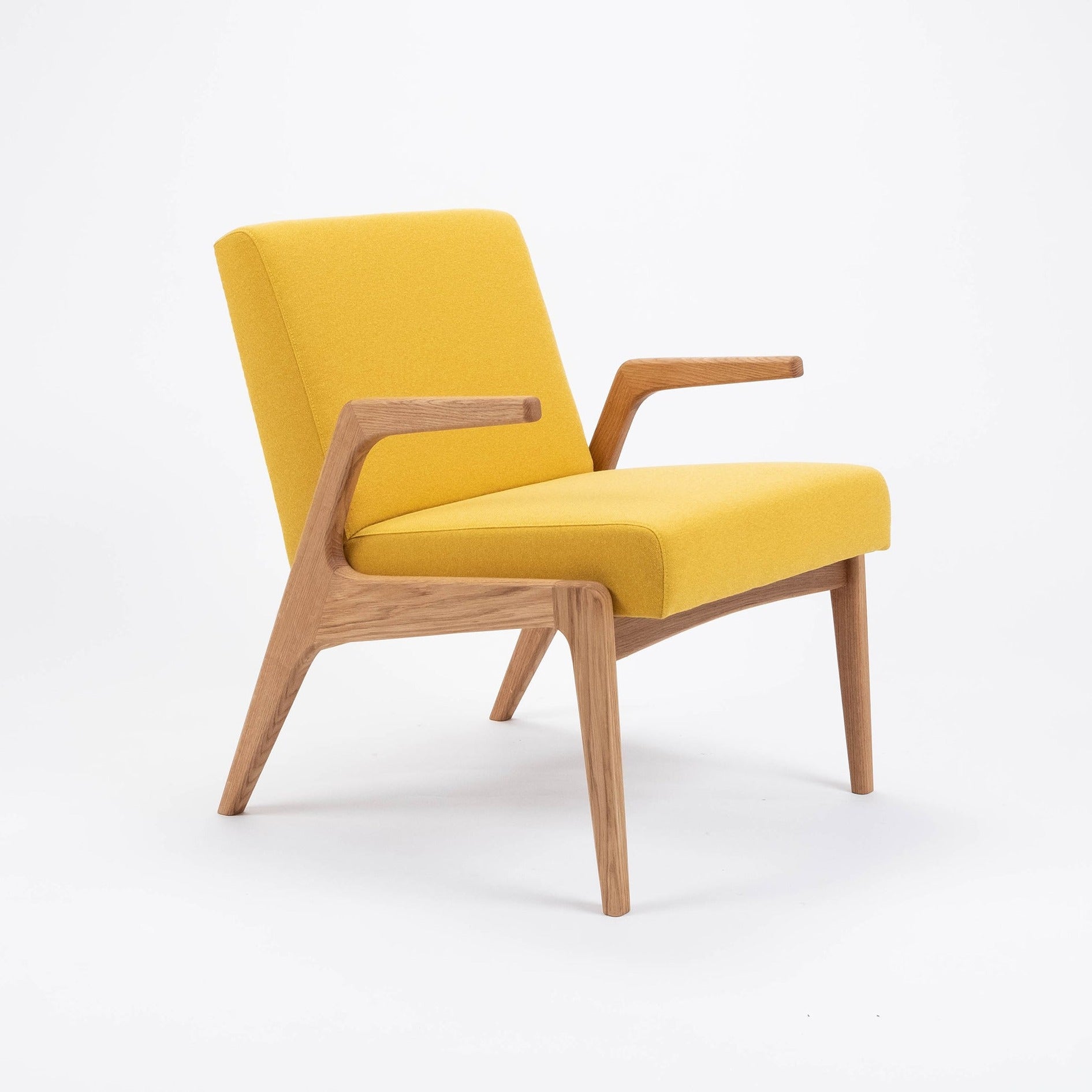 R1378 Armchair