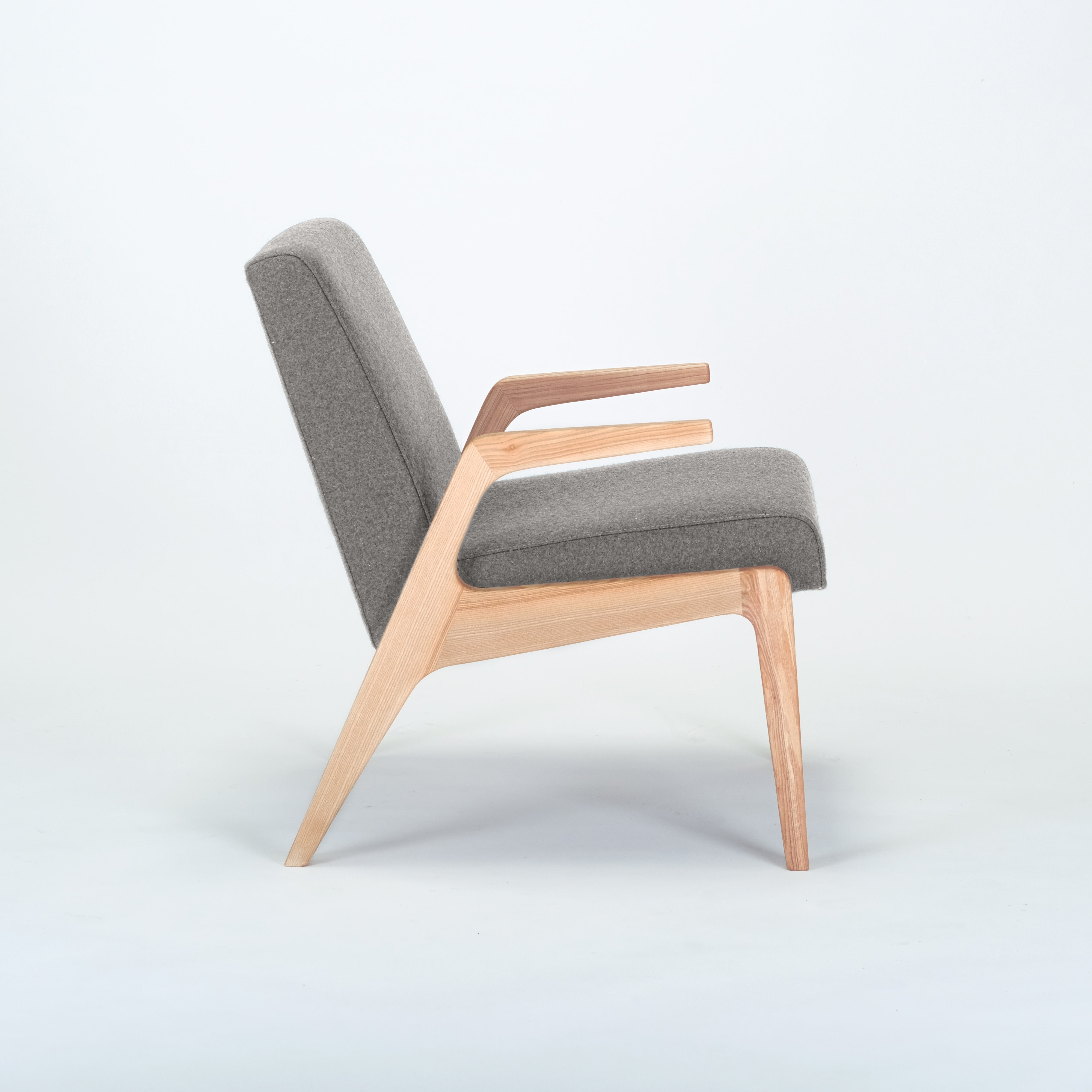 R1378 Armchair