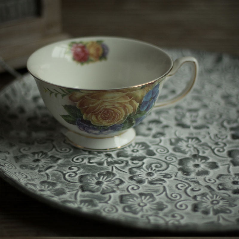 Handcrafted Round Retro Metal Plate