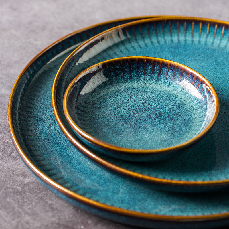 Glazed Ceramic Dinnerware in Nordic Style