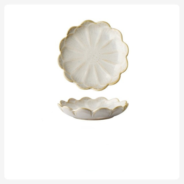 Ceramics Plate Flower Shape