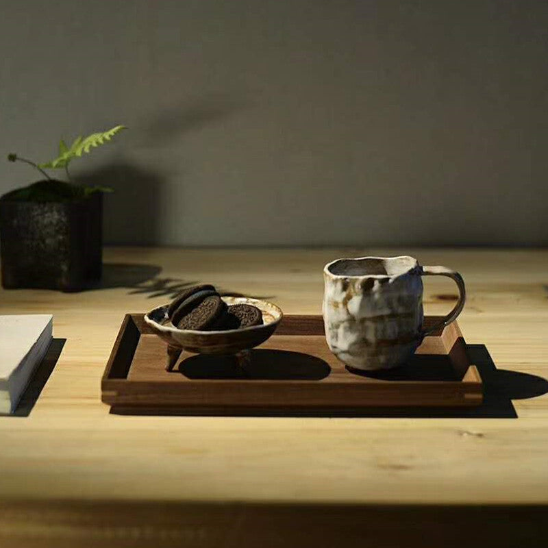 Round Ceramic Dessert Plate with Feet