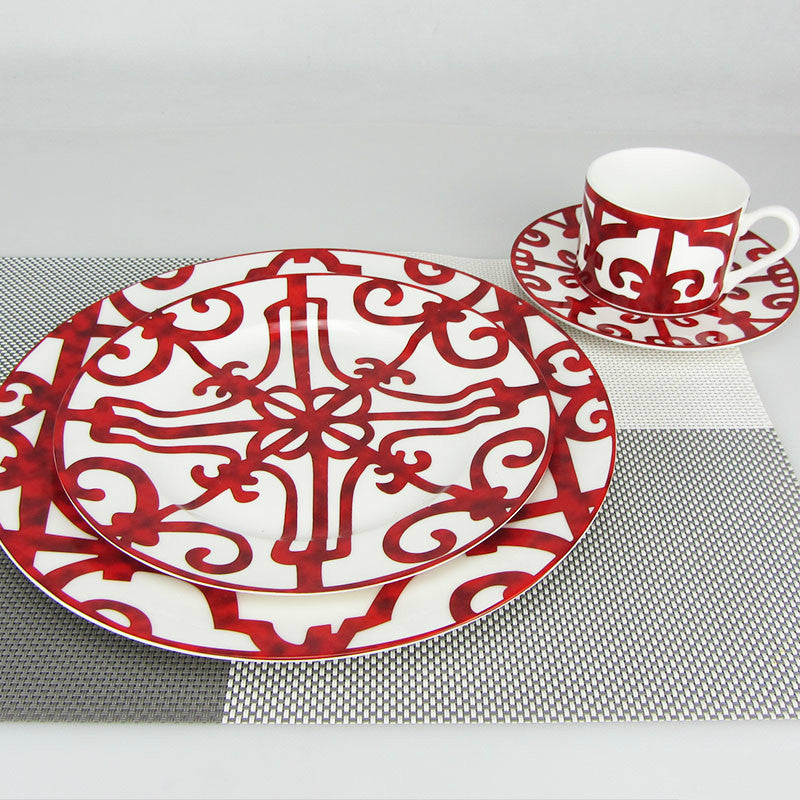 Ceramic Dinner Plate with Spanish Red Grid