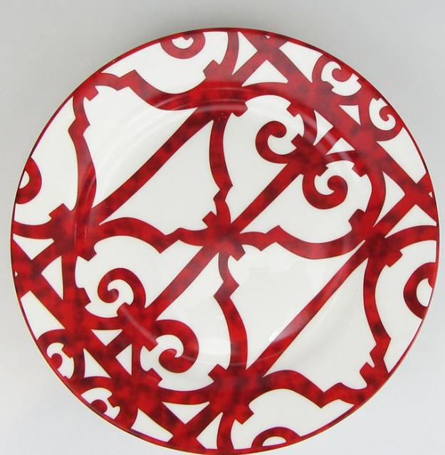 Ceramic Dinner Plate with Spanish Red Grid