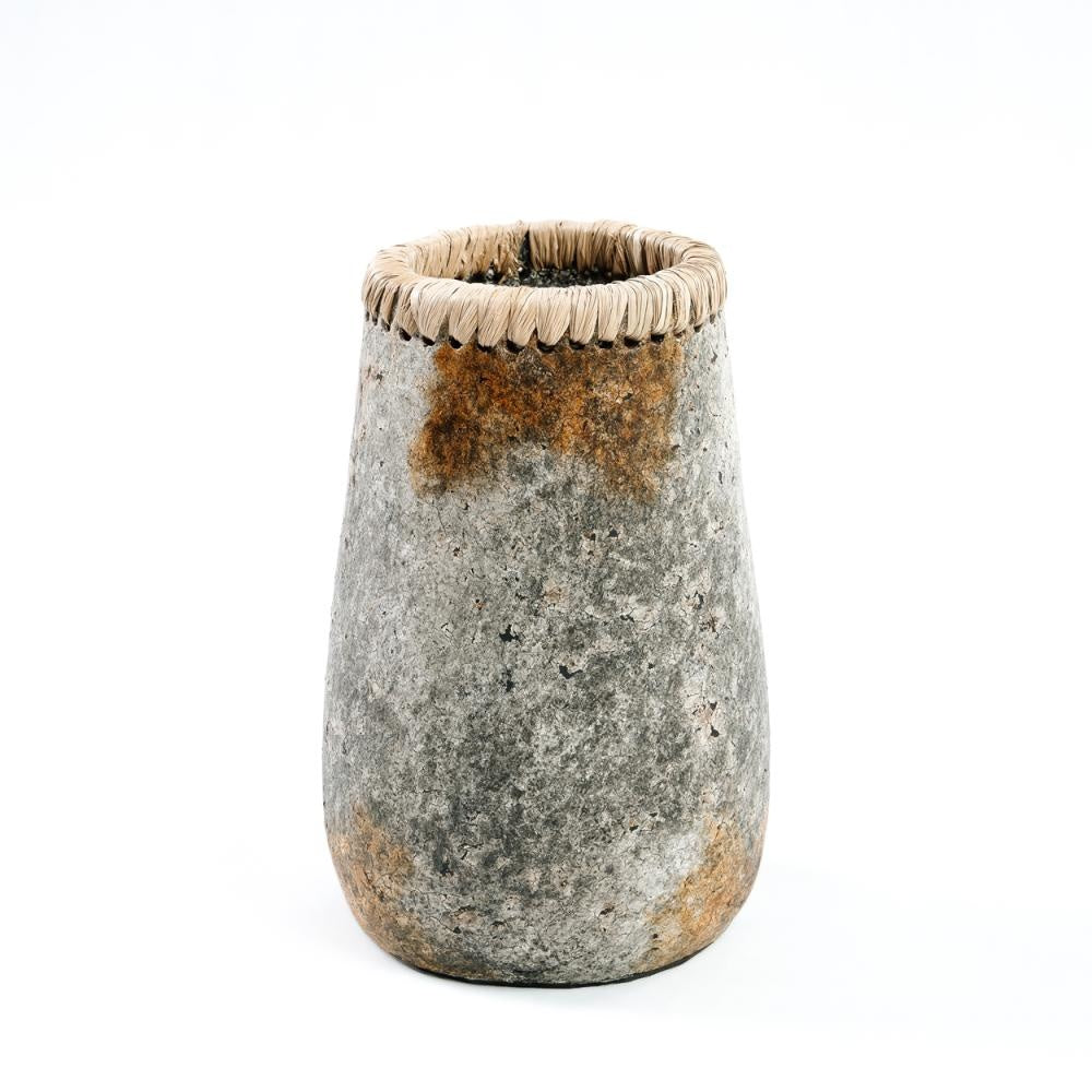 THE SNEAKY Vase antique grey small