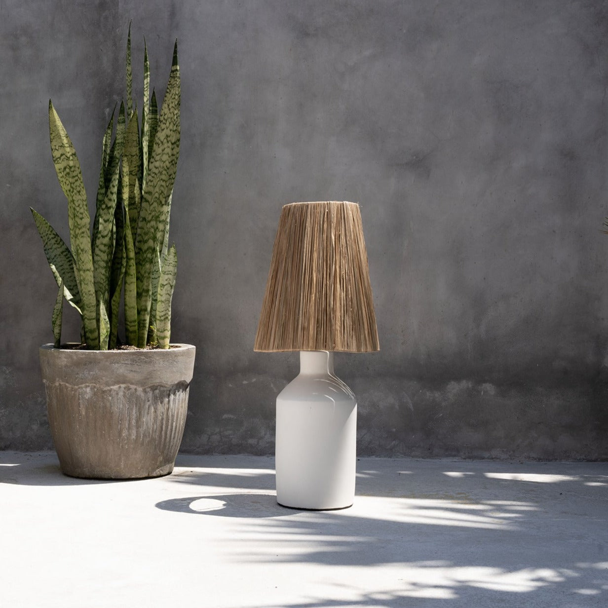 The BEDOUIN Table Lamp - White Natural