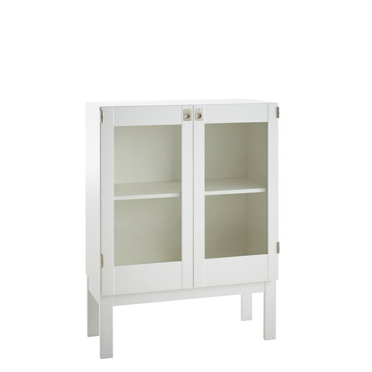 K72 Cabinet 737 white, on base with glass doors