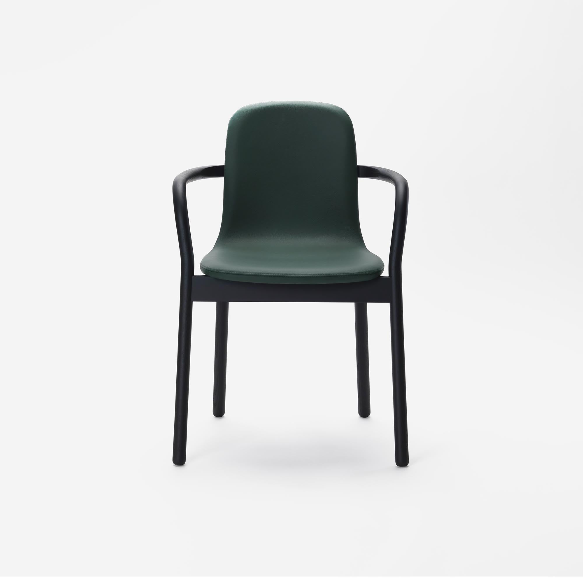 HUG ARMCHAIR Lacquered Ash Black front view