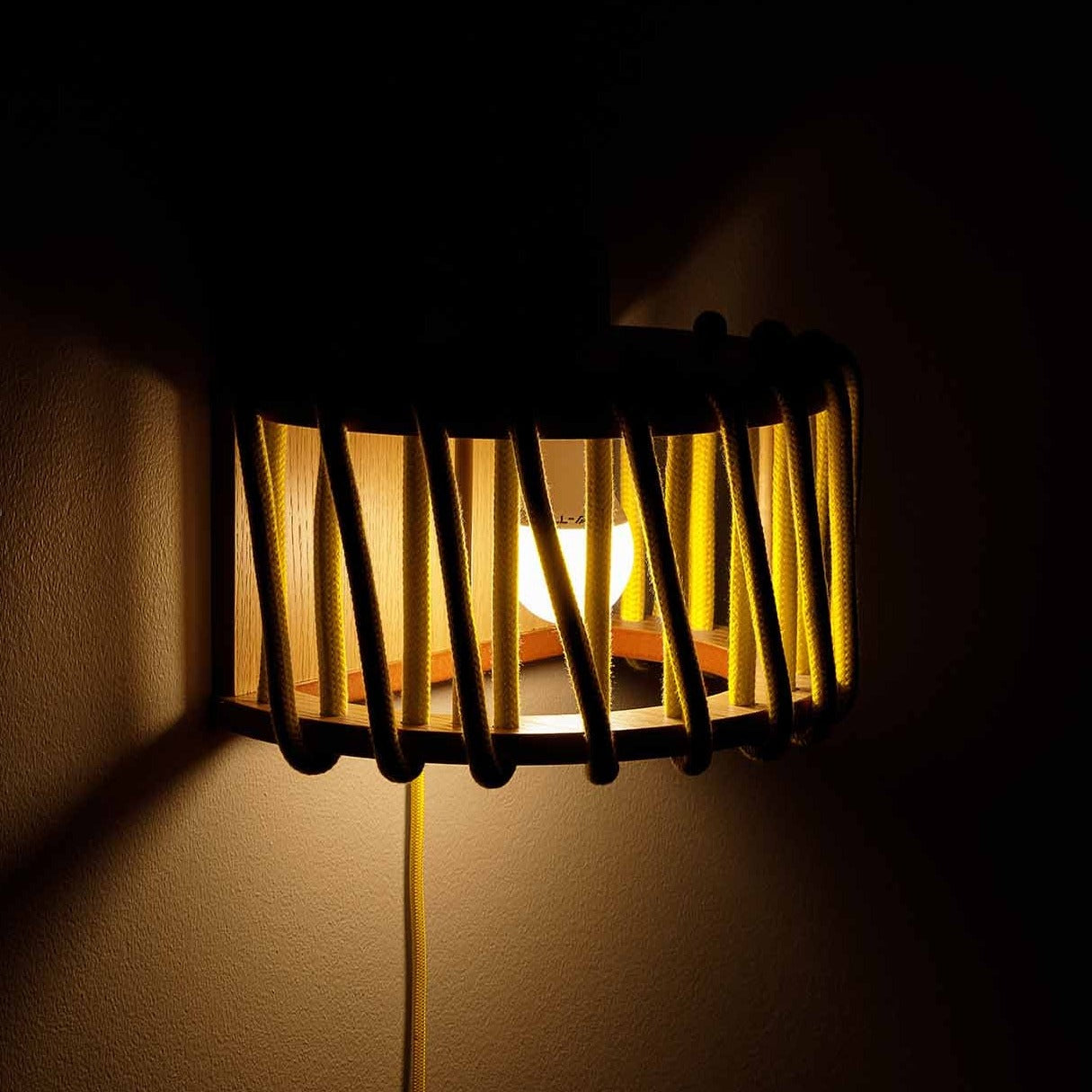 MACARON Wall Lamp White 30 cm night view