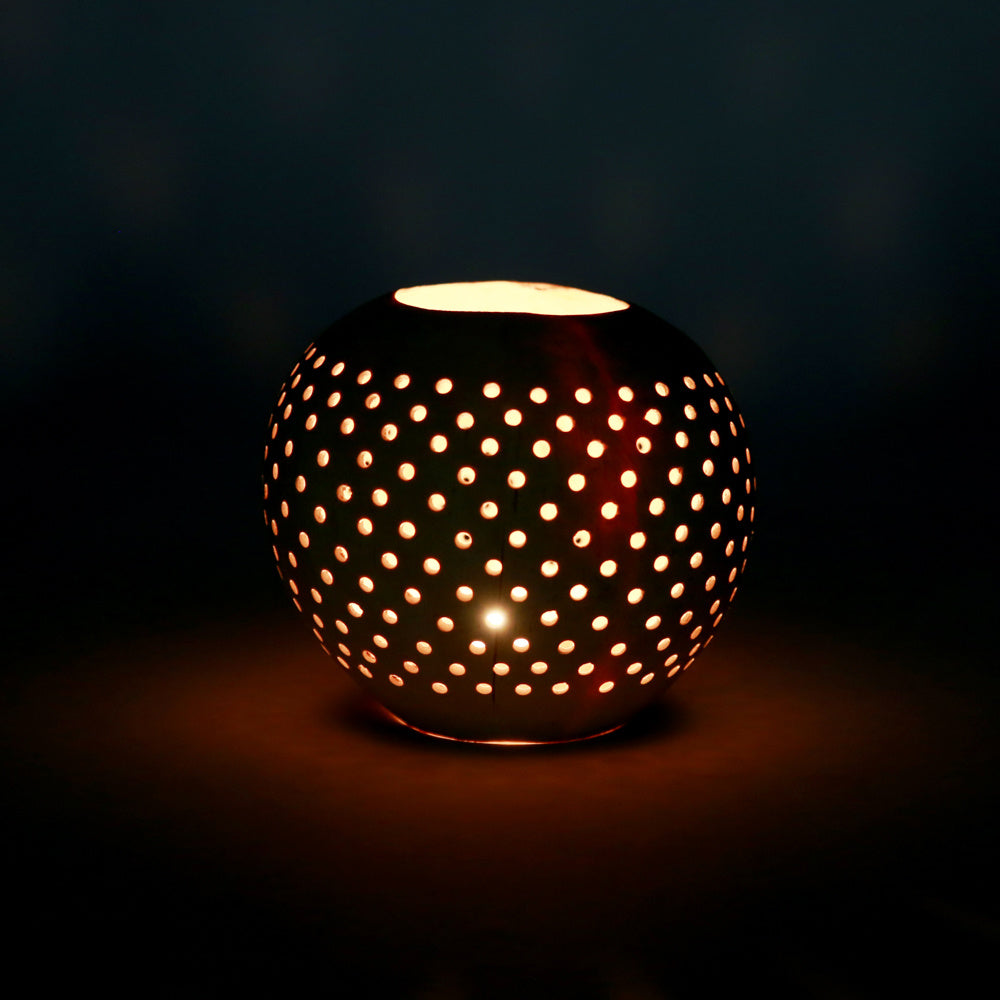 THE COCONUT SPOT Candleholder-Natural night light view