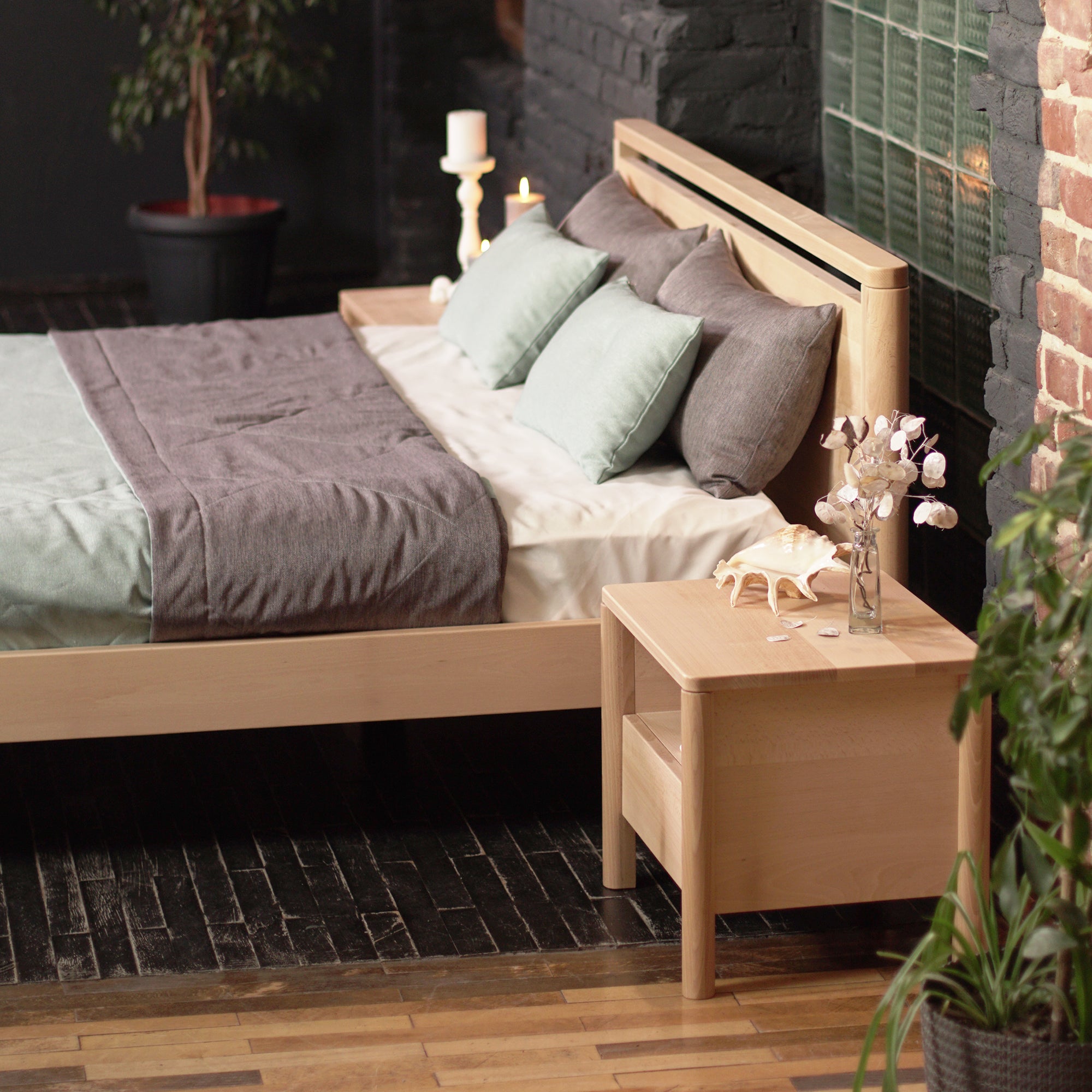 DROP HARD Double Bed, Beech Wood interior side view with bedding