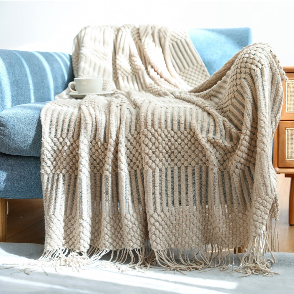 Decorative Knitted Blanket with Tassels cream