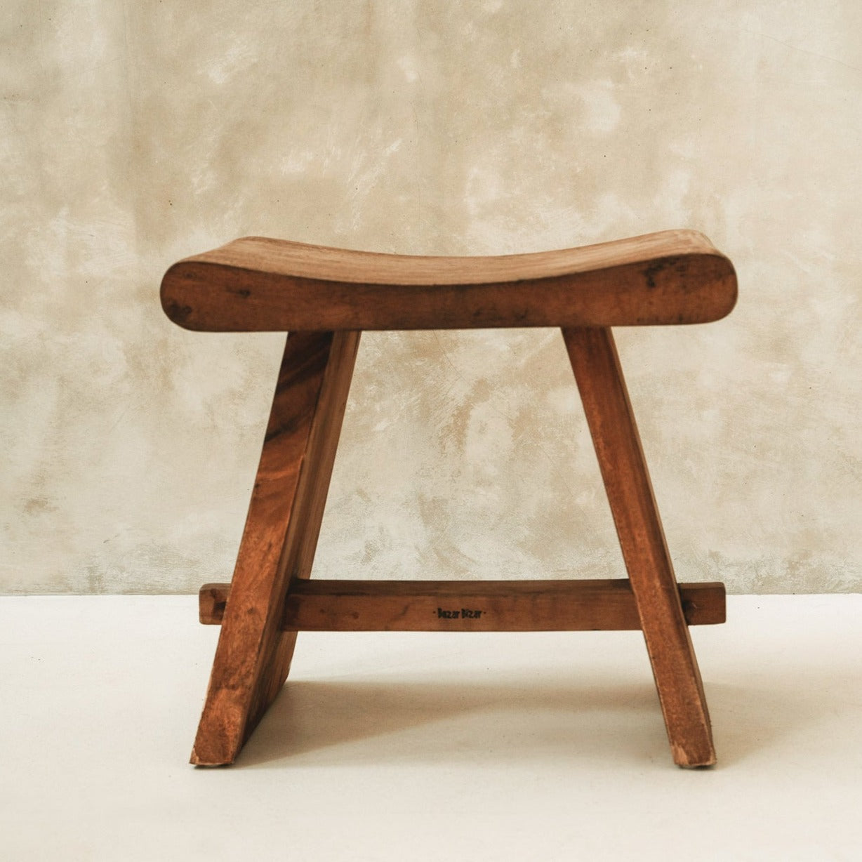 Copy of THE SUAR Stool side view