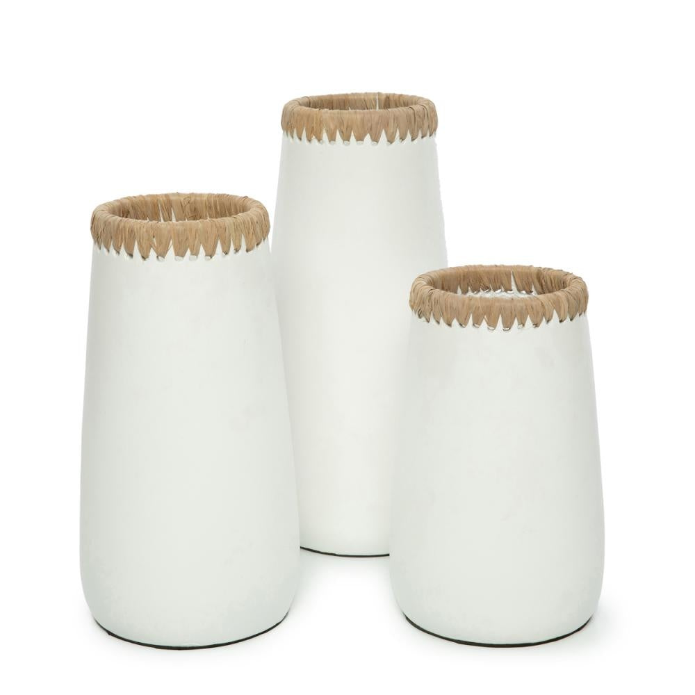 THE SNEAKY Vase three set of white