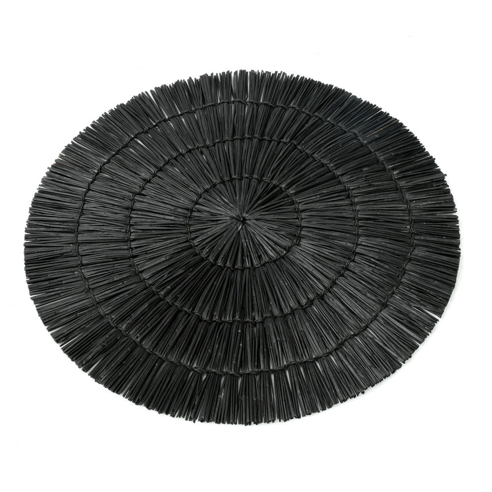 THE ALANG ALANG Placemat Round-Black front view