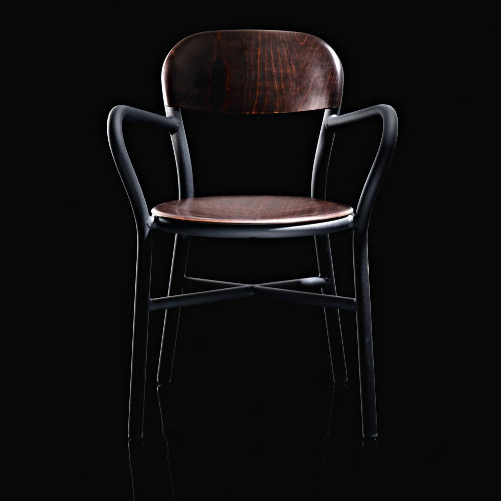 PIPE Chair black frame front view