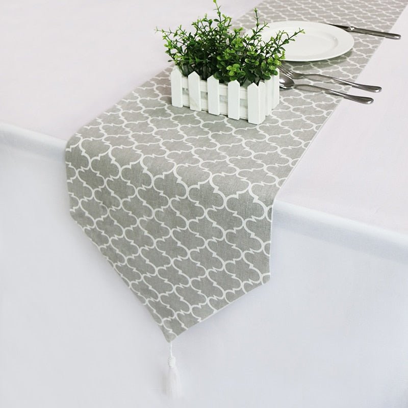 Vintage Linen Table Runner with Pattern
